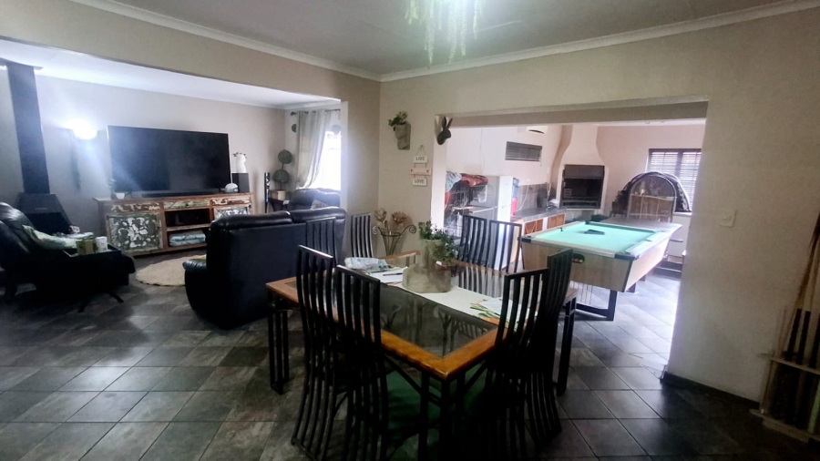 4 Bedroom Property for Sale in Vaalpark Free State